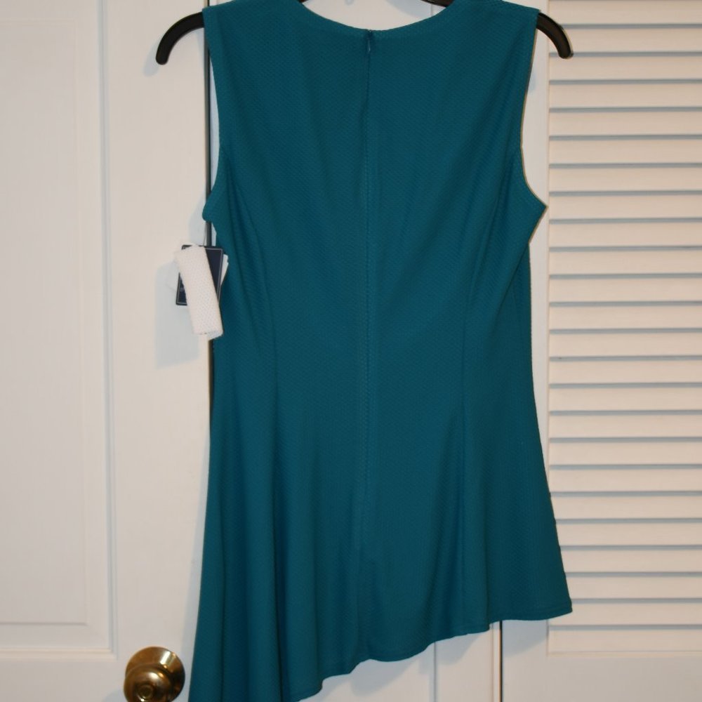 DONCASTER Collection Top - Picture 4 of 6